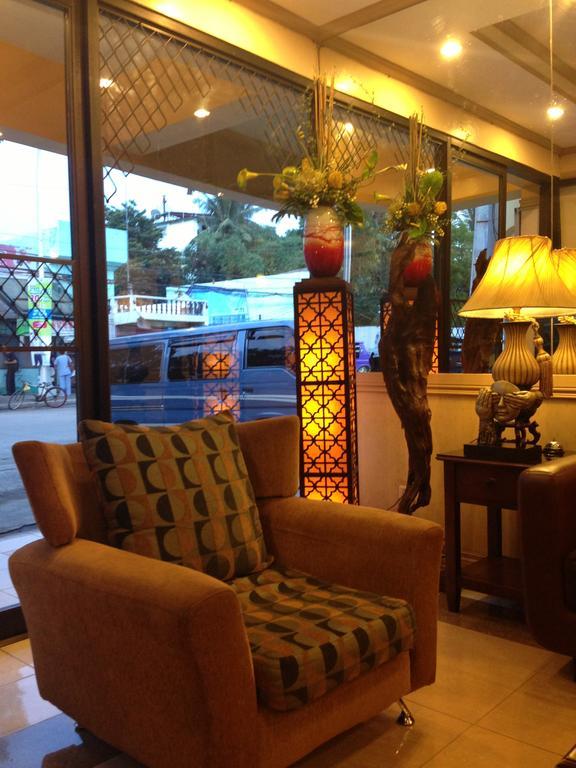 Sun Avenue Tourist Inn & Cafe Tagbilaran Exteriér fotografie